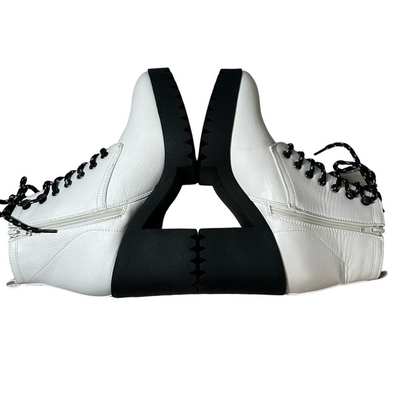 Seven7 White and Black Flatiron Boots Y2K NWOT Size 9 Platform 3.5” Heel - Picture 5 of 10